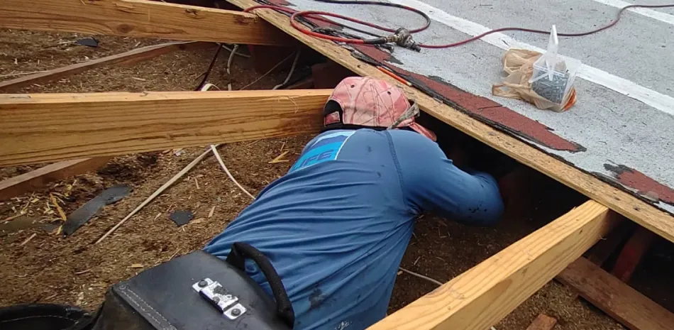 roof repair maintain